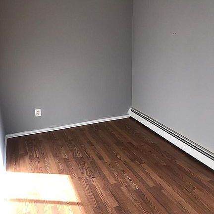 4th image of 15 Greenridge Ave APT 8