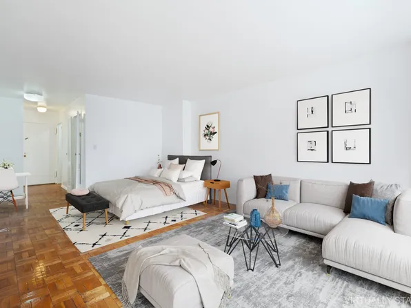 321 East 48th Street image 1 of 8