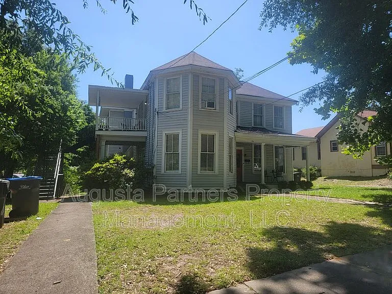 1330 Wingfield St — Photo 1