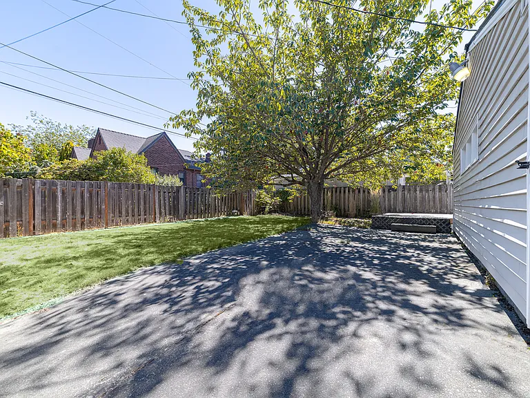 Backyard Fully-Fenced