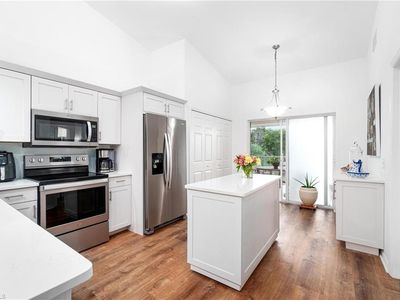 4945 Cougar CT S #4-202, Naples, FL, 34109