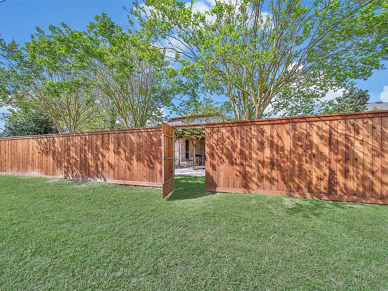 9422 Pecos Pass Ct — Photo 30