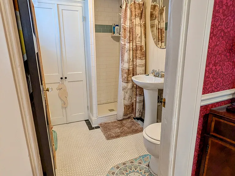14 Highland Ave — Photo 9