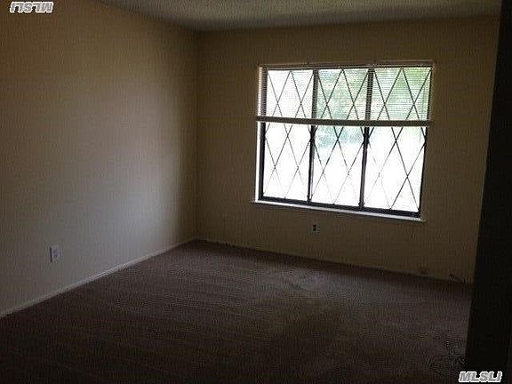 5th image of 48 Briar Hill Ct