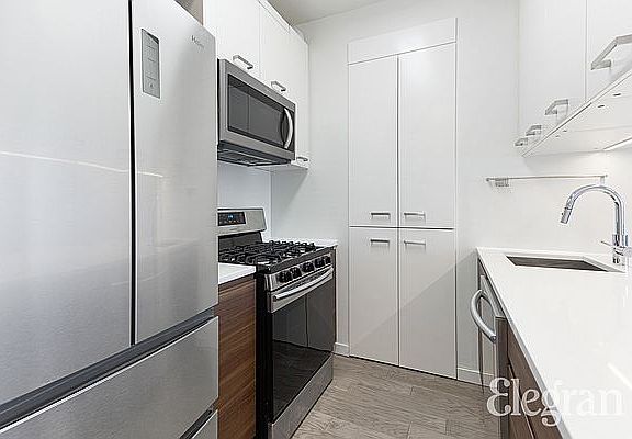 5th image of 101 W 79th St APT 7B