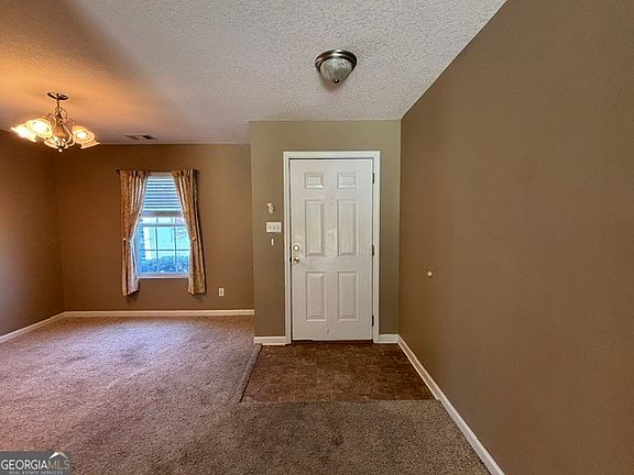 3rd image of 5068 Scotch Pine Ave