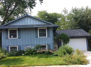 3327 Lower West Branch Rd, Iowa City, IA 52245