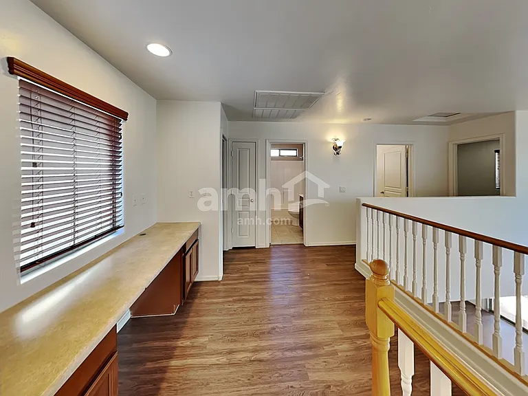 1497 E Magnum Rd — Photo 12