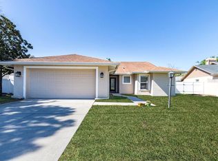 1607 Gunsmith Dr, Lutz, FL 33559