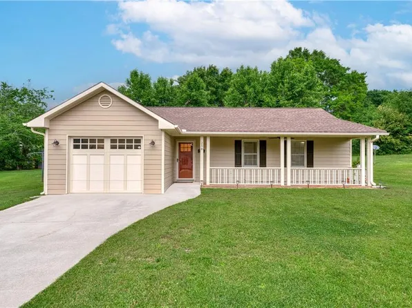 258 Helen Dr NW, Monroe, GA 30656