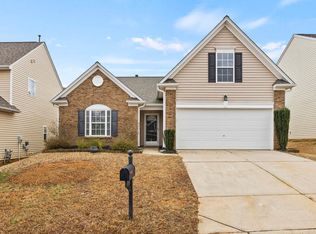 205 Knoll Ridge Dr, Greer, SC 29650