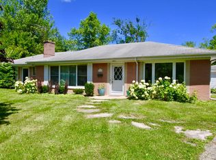 212 Elm Ct, Northbrook, IL 60062