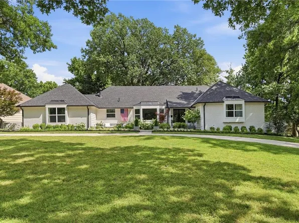 1007 W 113th Ter, Kansas City, MO 64114