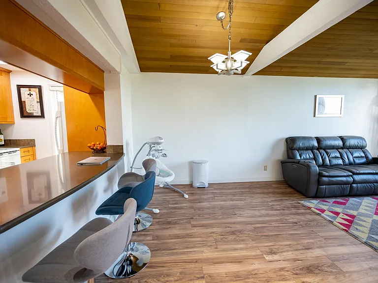 7577 Old Redmond Rd #6 — Photo 15