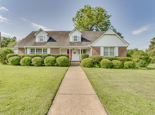 209 W Lyon St, Demopolis, AL 36732