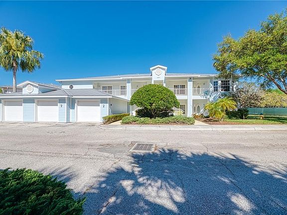 3rd image of 293 Hidden Bay Dr Unit 201