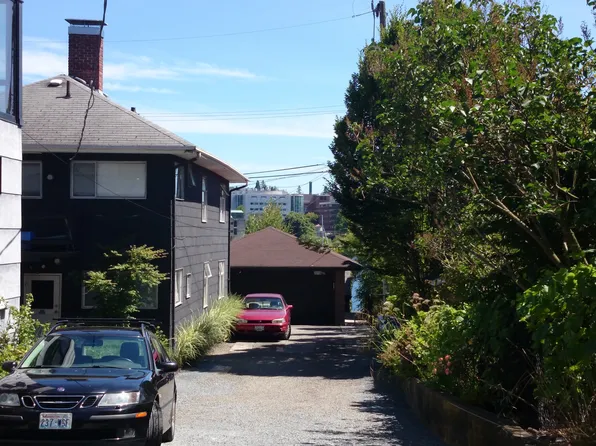 2918 Fuhrman Ave E, Seattle, WA 98102