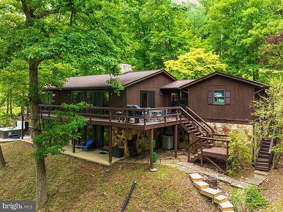 5th image of 87 Lakeside Dr