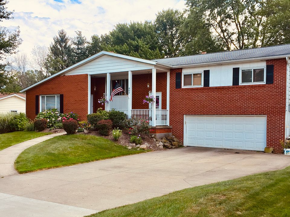 1st image of 802 Beechwood Dr