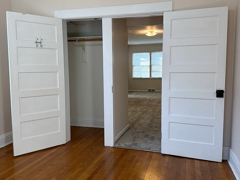 1004 Glenwood Ave #2 — Photo 3