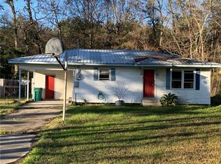30164 Smith Dr, Walker, LA 70785