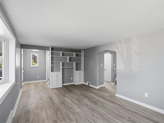 4th image of 6920 McClure Ave