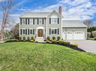 5 Mary Ellen Ln, Franklin, MA 02038
