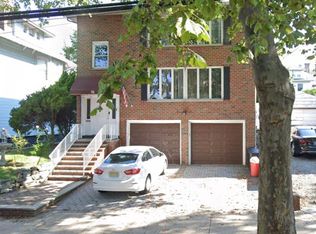 72 Clifton Ter, Weehawken, NJ 07086