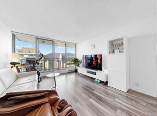 1288 Georgia St W #2902, Vancouver, BC V6E 4R3