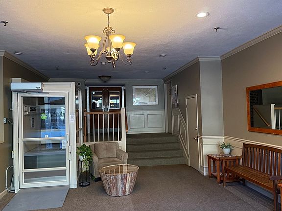 2nd image of 200 Market St APT 215