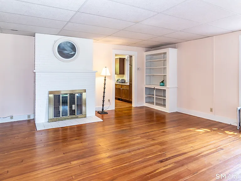 58 Shore Dr — Photo 8