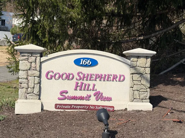 166 Old Brookfield Rd #20B1, Danbury, CT 06810