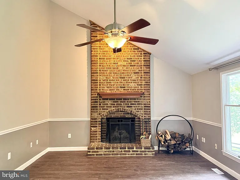3302 Aquia Dr — Photo 30