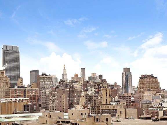 3rd image of 430 W 34th St APT 17K