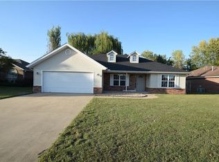 1505 SE 21st St, Bentonville, AR 72712