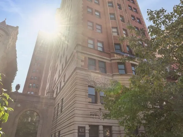 431 W Oakdale Ave APT 14D, Chicago, IL 60657