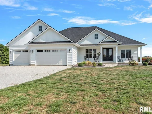 604 Stewart Rd, Franklin, IL 62638