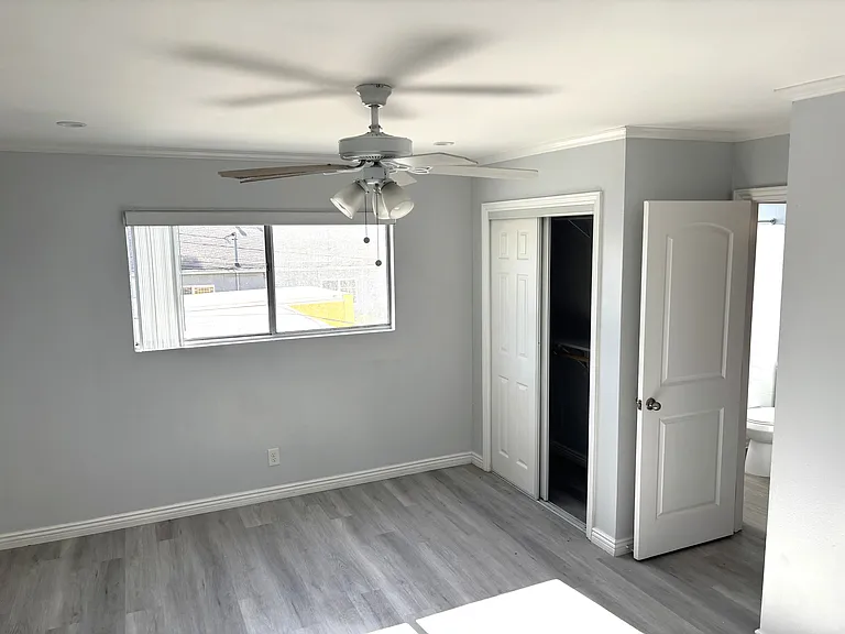 The Abbey Apartments — Photo 18