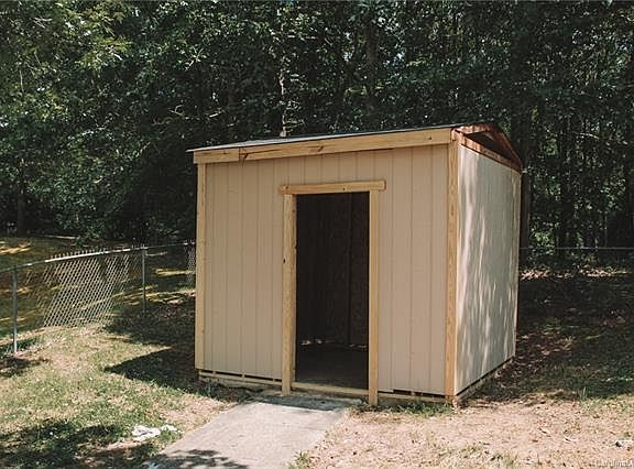 4th image of 4601 Jamee Dr