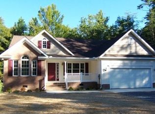 5867 Crany Creek Dr, Gloucester, VA 23061