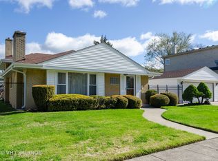 5850 Emerson St, Morton Grove, IL 60053