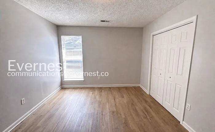 4508 Berrypick Ln S — Photo 12