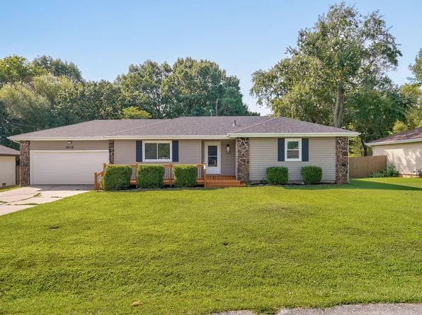 4018 W Dahlia Drive, Battlefield, MO 65619