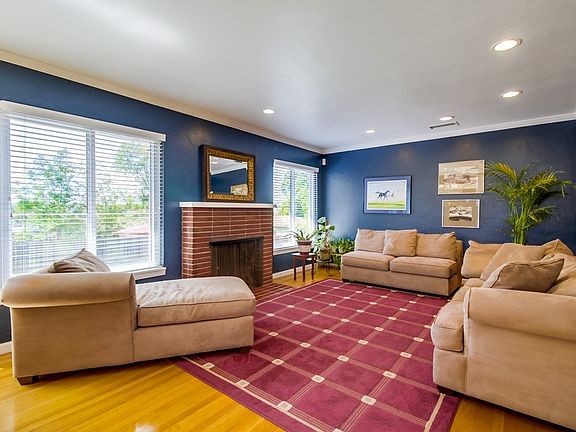 5th image of 2344 Edgerton Dr