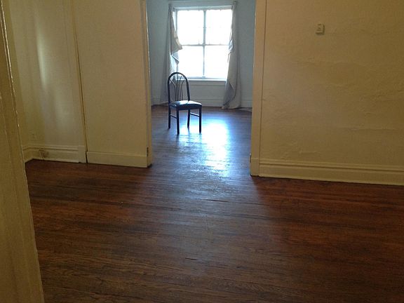4th image of 5124 Saint Louis Ave