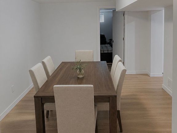 3rd image of 41 Westroyal Rd