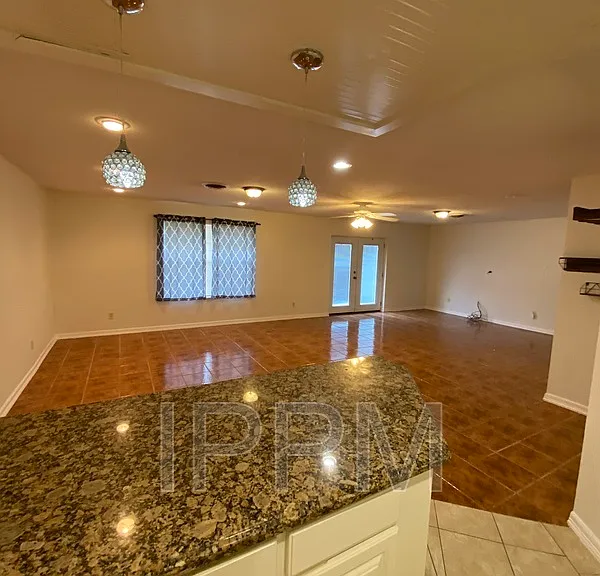 1500 Palm Valley Dr #12 — Photo 5