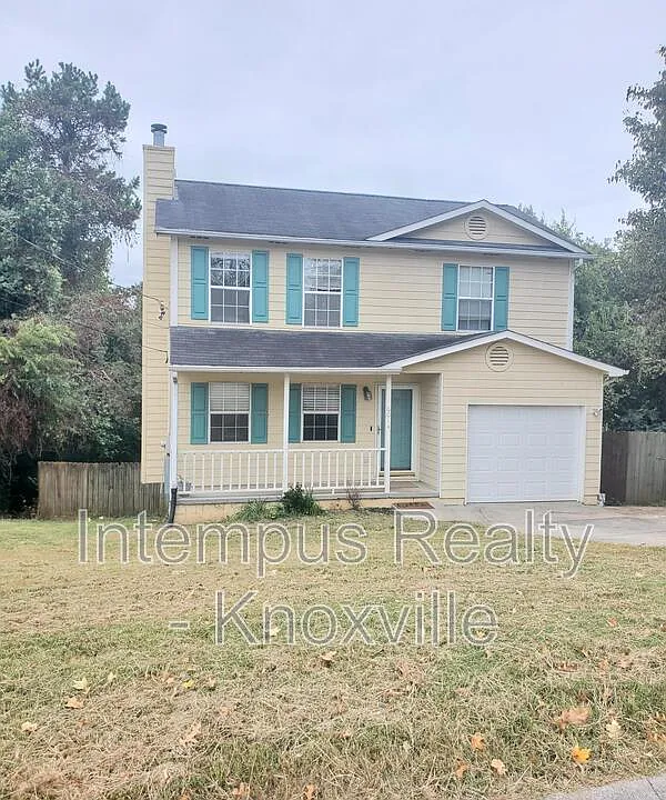 6014 Waterbury Ln