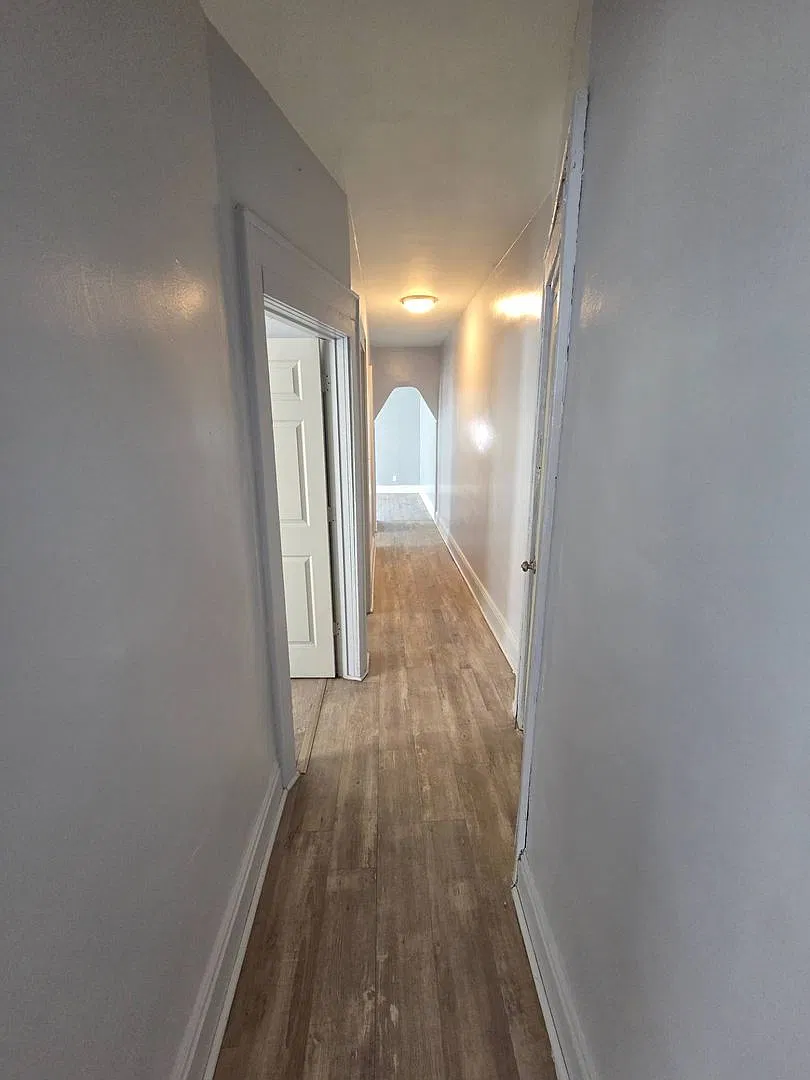 4008 Ardmore Ave — Photo 4