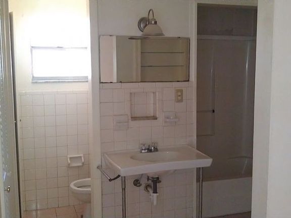 Full Bath